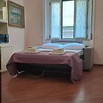 Trinita' Maggiore Home/ Historic Center * Neapol
