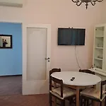 Trinita' Maggiore Home/ Historic Center * Neapol