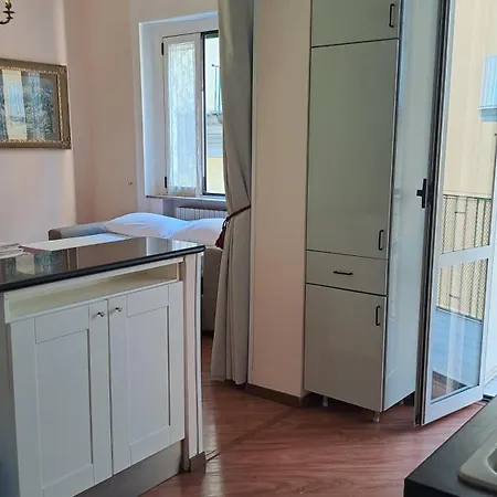 Trinita' Maggiore Home/ Historic Center Апартаменты Неаполь