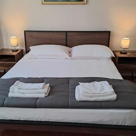 Апартаменты Trinita' Maggiore Home/ Historic Center *